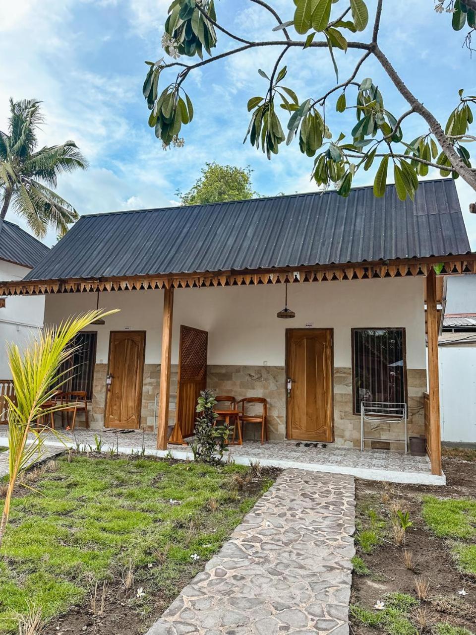 Sedjiwa Hotel Gili Air Exterior photo