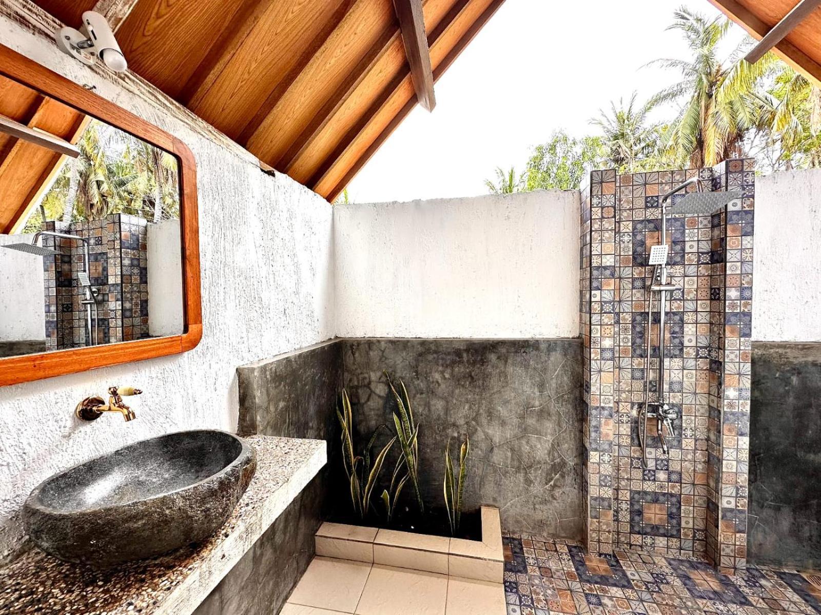 Sedjiwa Hotel Gili Air Exterior photo